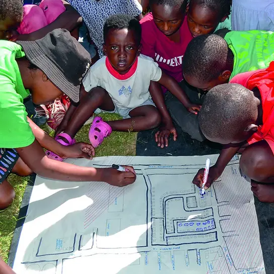 Simbabwe: Kinder kartieren für sie gefährliche Orte in der Stadt.