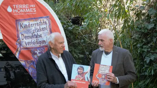 Das Bild zeigt Gerd Faruß und Udo Hentrich von der AG Düsseldorf/Neuss